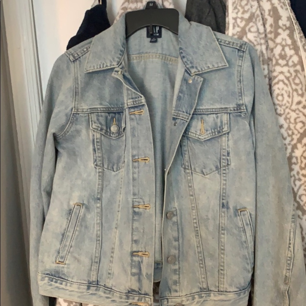 Light wash Jean Jacket